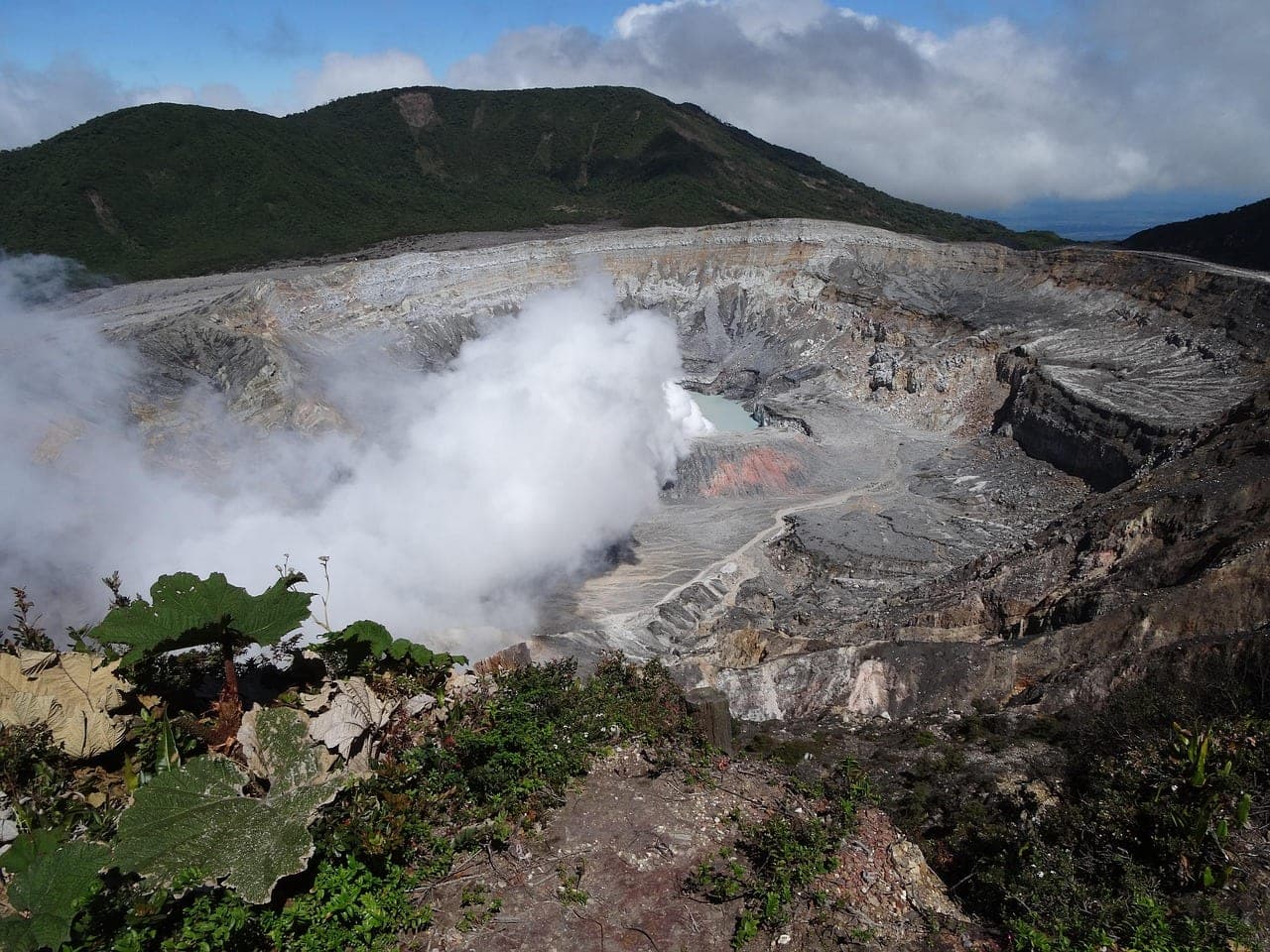 San José spreads across Costa Rica's Central Valley with volcanic peaks ringing the highland capital