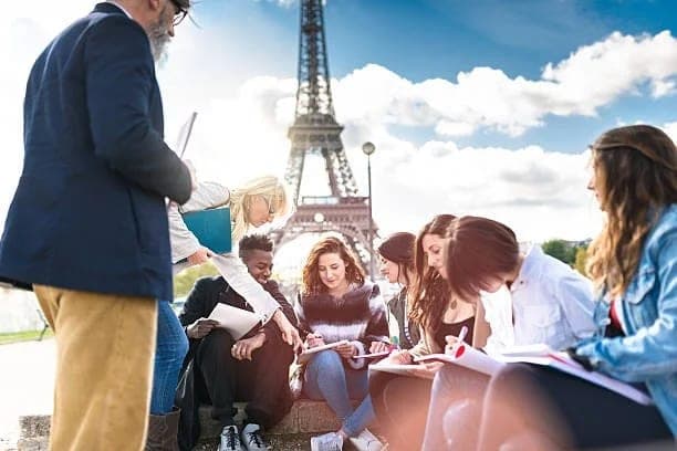 From Textbooks to Travel: How Student Tours Bring Learning to Life