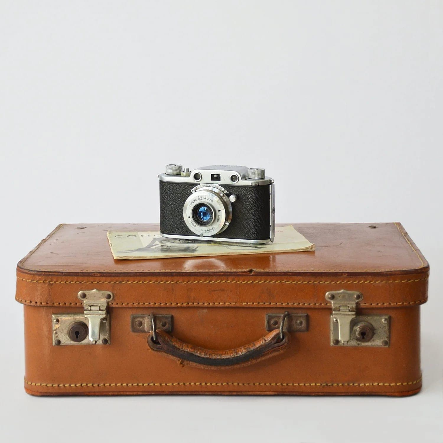 Packing Essentials for a Week-Long Travel Abroad