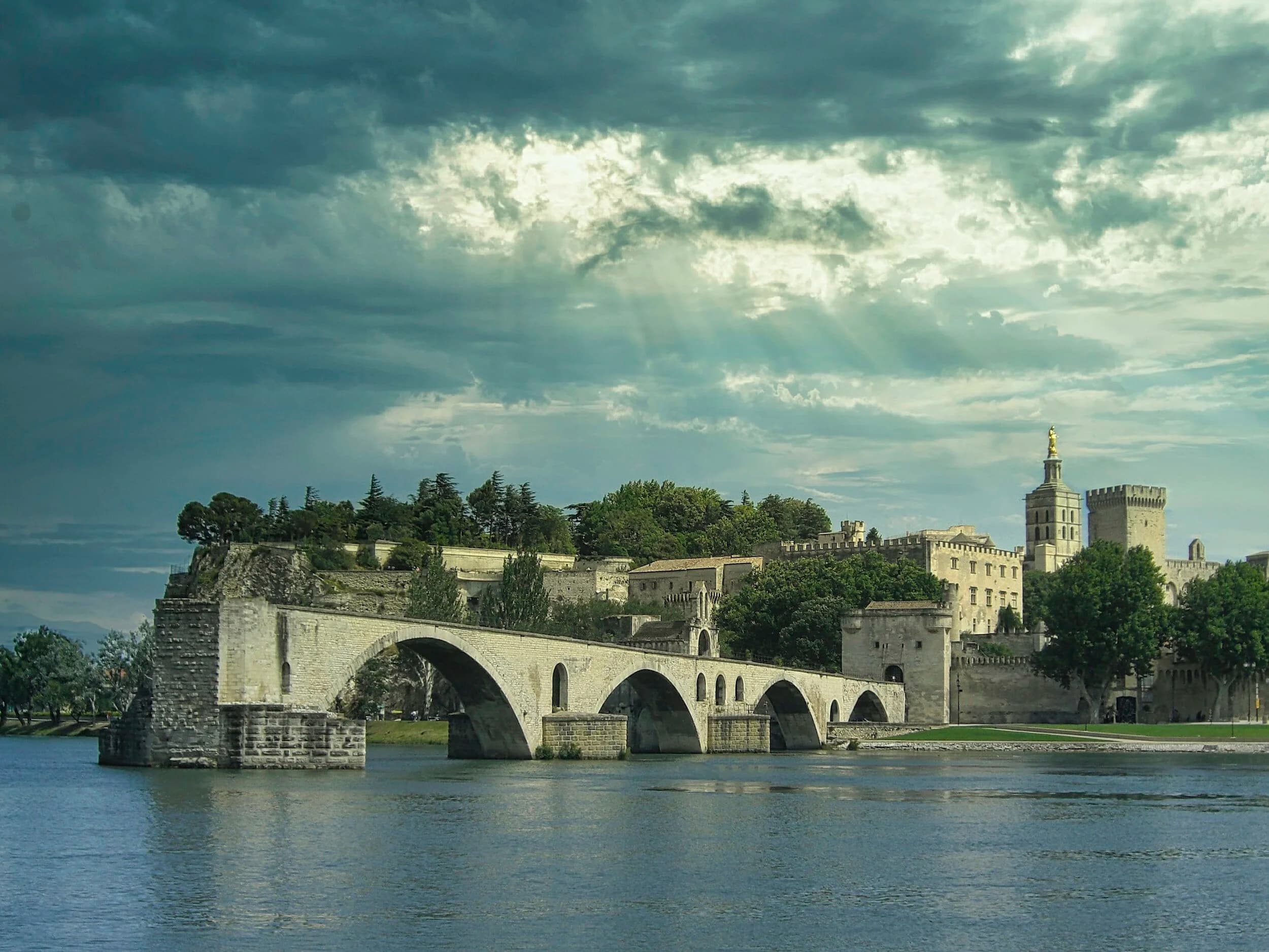 A Day in Avignon: Exploring the Heart of Provence with Passports