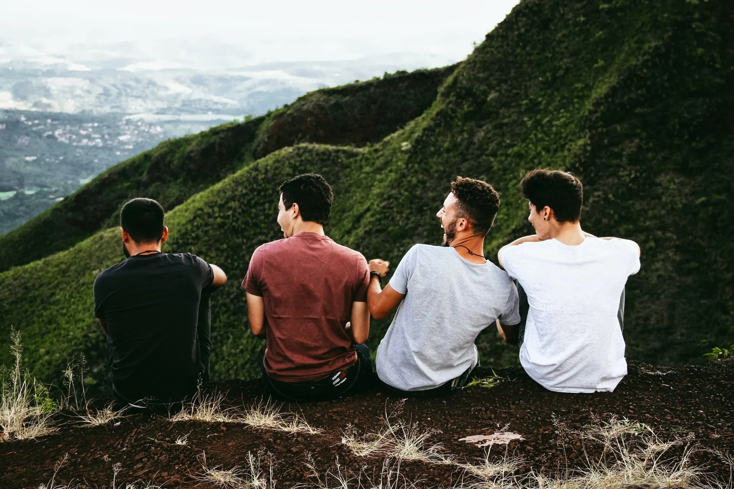 Tour Friends Forever: Staying Connected After Your Trip
